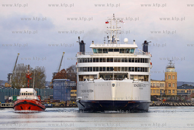 Nalezacy do niemiecko-dunskiej linii promowej Scandilines...