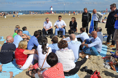 Sopot. Plaza k. Tawerny Rybitwa. Spotkanie Raszarda...