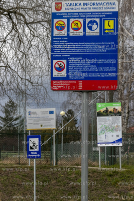 Kąpielisko miejskie przy rzece Radunia w okolicy ulicy...