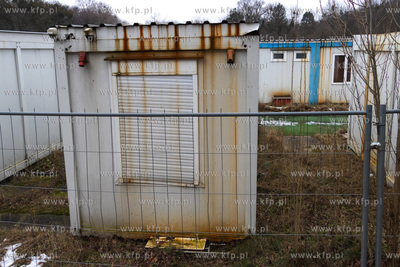 Zniszczone kontenery w rejonie ul. Zielonogórskiej...