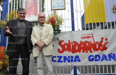 Dyrektor ECS ojciec Maciej Zieba i Ennio Morricone...