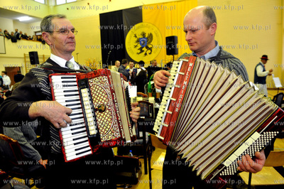 Kartuzy. Dzien Jednosci Kaszubow. Podczas uroczystosci...