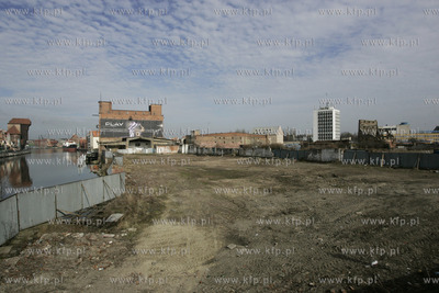 Gdansk. Reklama nowego operatora sieci komorkowej Play....