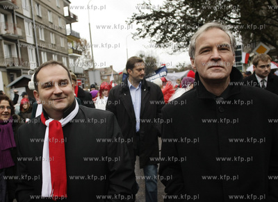 Gdansk. Parada z okazji Swieta Niepodleglosci. Nz Tomasz...