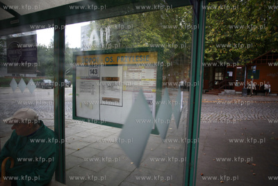 Sopot. Przystanek autobusowy przy ul 23 Marca.
20.09.2011
fot....