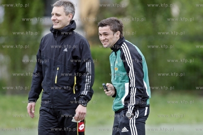 Gdansk Zaspa. Pilkarski turniej dzikich druzyn Do przerwy...