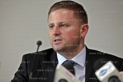 Gdansk. Konferencja prasowa prezesa Amber Gold Marcina...