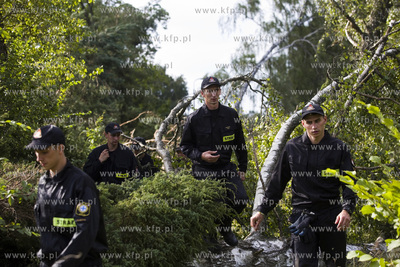 Skutki nawałnicy, która z piątku na sobotę przeszła...