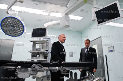 Gdansk. Uroczystosc zakonczenia budowy Centrum Medycyny...