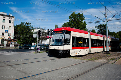 Gdansk. Wrzeszcz. Przystanek tramwajawy na Al. Grunwaldzkiej...