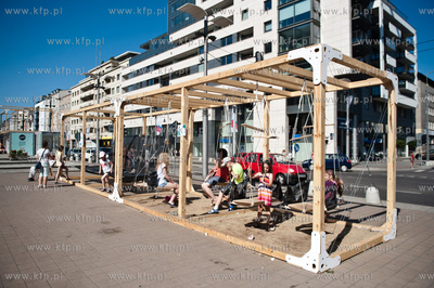 Gdynia. Plac Kaszubski. Festiwal Gdynia Design Days.
Nz...