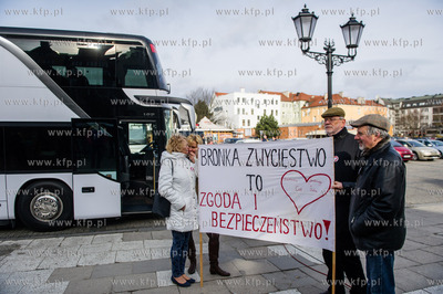 Gdansk. Targ Weglowy. Konferencja Prezydenta Bronislawa...