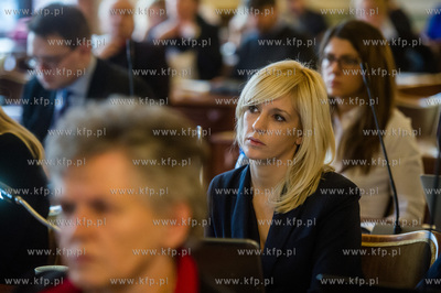 Gdansk. Nowy Ratusz. Sesja Rady Miasta Gdanska. Glosowanie...