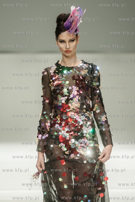 Gdańsk. Teatr Szekspirowski. Gala Bursztynu i Mody...