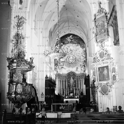 Prezbiterium Katedry Oliwskiej w Gdansku Oliwie. W...