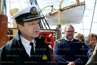 Wizyta zaglowca George Stage - najmniejszego pelnorejowca...