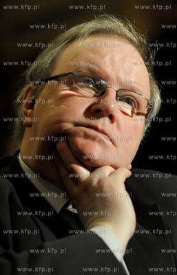 Gdansk. Konferencja W przededniu wielkiej zmiany. Okragly...