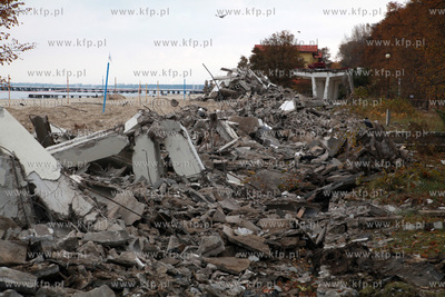 Sopot, Lazienki Polnocne. Rozpoczeto rozbiorke tarasu...