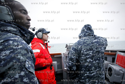 Zatoka Gdanska. Okret Marynarki Wojennej USA, USS RAMAGE...