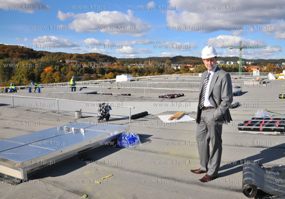 Konferencja prasowa poswiecona dobiegajacemu konca...
