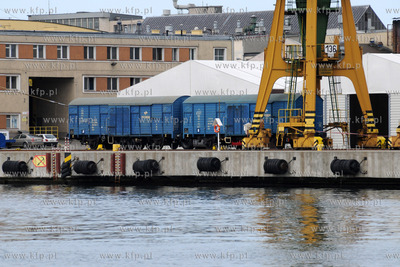 Port w Gdyni - Nabrzeze Indyjskie
28.04.2012
Fot....