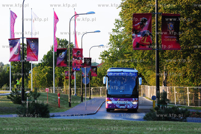 Gniewino. Przyjazd i przywitanie pilkarzy reprezentacji...