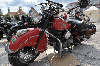 Sopot. Skwer Kuracyjny. Zlot zabytkowych motocykli....