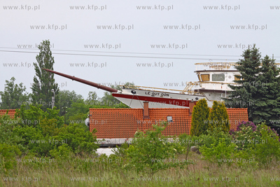 Transport kadluba do portu wewnetrzego w Gdansku szkolnego...