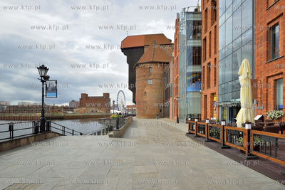 Gdansk. Rybackie Pobrzeze w oddali gdanski zuraw. 29.06.2015...