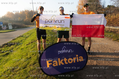 Biało-czerwony parkrun na terenie Parku Kulturowego...