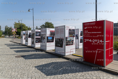Gdańs. Uroczystości jubileuszowe ECS, ku czci tych,...
