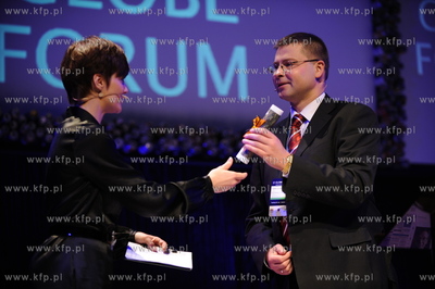 Gdansk, GLOBE FORUM 2009. Nz premier Lotwy -  Waldis...