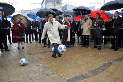 Gdansk. Rebiechowo. Uroczystosc wmurowania kamienia...