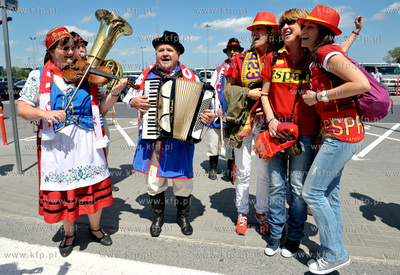 Gdansk. Port Lotniczy im. Lecha Walesy. Kapela kaszubska...