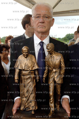 Odsłonięcie Pomnika Papieża Jana Pawła II i Prezydenta...