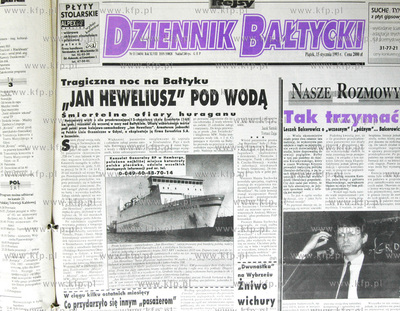 Wycinki z trojmiejskich gazet dotyczacych zatoniecia...