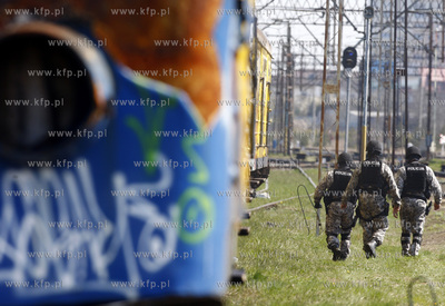 Gdynia. Zaklad taboru Szybkiej Kolei Miejskiej. Akcja...