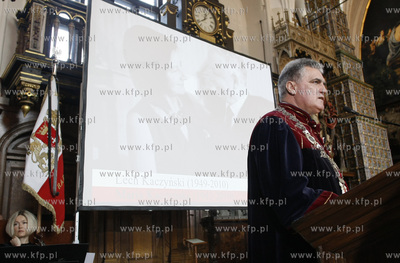 Gdansk. Dwor Artusa. Sesja Rady Miasta Gdanska poswiecona...