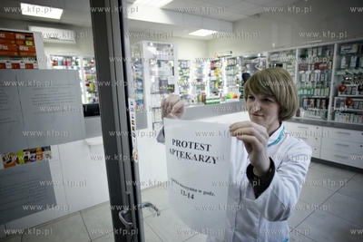 Gdańsk. Rozpoczął się protest aptekarzy polegający...