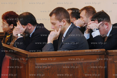 Rozpoczal sie proces w sprawie nielegalnych operacji...