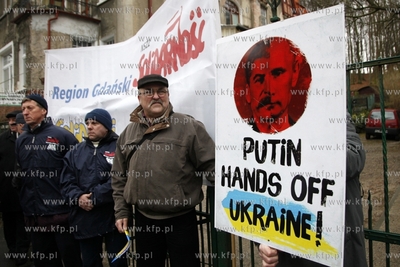 Demonstracja pod konsulatem Rosji w Gdansku Wrzeszczu...