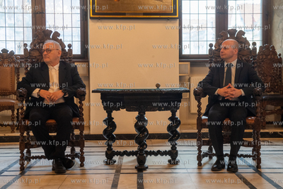 Ratusz Głównomiejski. Wręczenie Nagrody Naukowej...