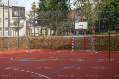 Nowa Szkoła Podstawowa nr 30 przy ul. Morenowe Wzgórze....