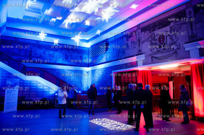 Gdansk. Zakonczenie obchodow Roku Heweliusza. Premiera...