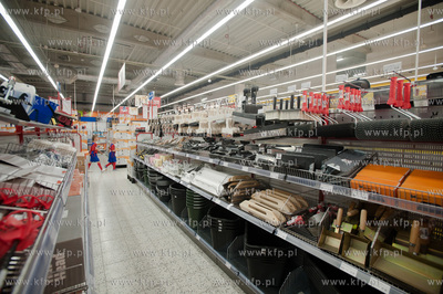 Gdansk. Morski Park Handlowy. Nowo otwarty szwedzki...