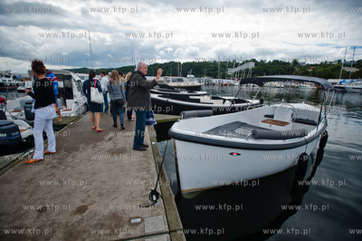Przystan jachtowa Marina Gdynia. VIII Targi i Festiwal...