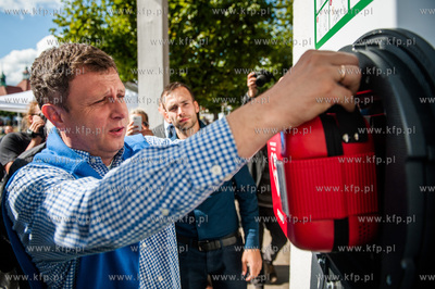 Sopot. Wejscie na Molo. Uroczyste uruchomienia pierwszego...