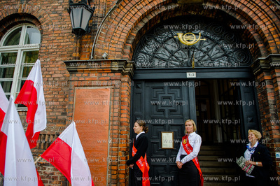 Gdansk. Msza Swieta na placu Obroncow Poczty Polskiej...