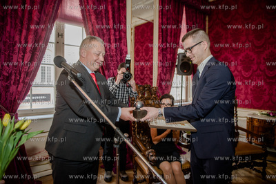 Gdansk, Dom Uphagena. Uroczystosc wreczenia nagrod...