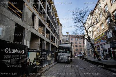 Gdynia. Budowa kompleksu mieszkalno-uslugowego Baltiq...